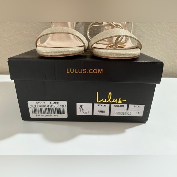 NWT Lulus Aimee Champagne Gold Metallic Lace Up Strappy Heeled Sandals 7 - Picture 3 of 10